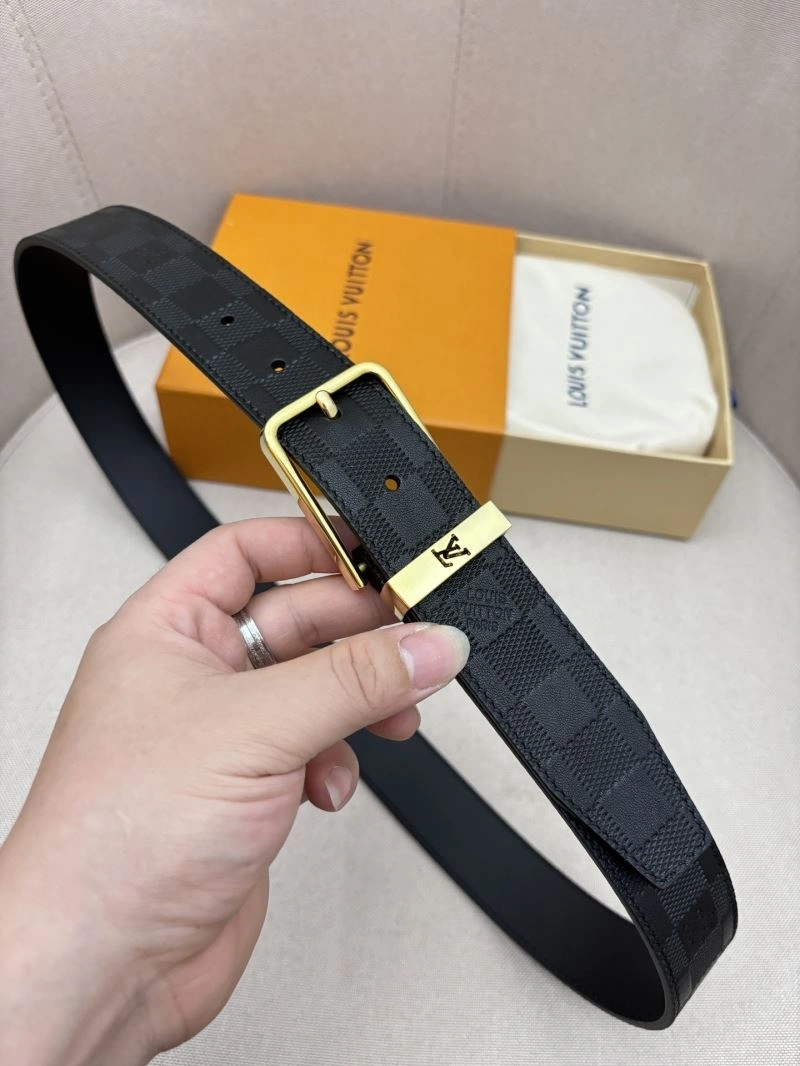 Compact Louis Vuitton Belts 302085