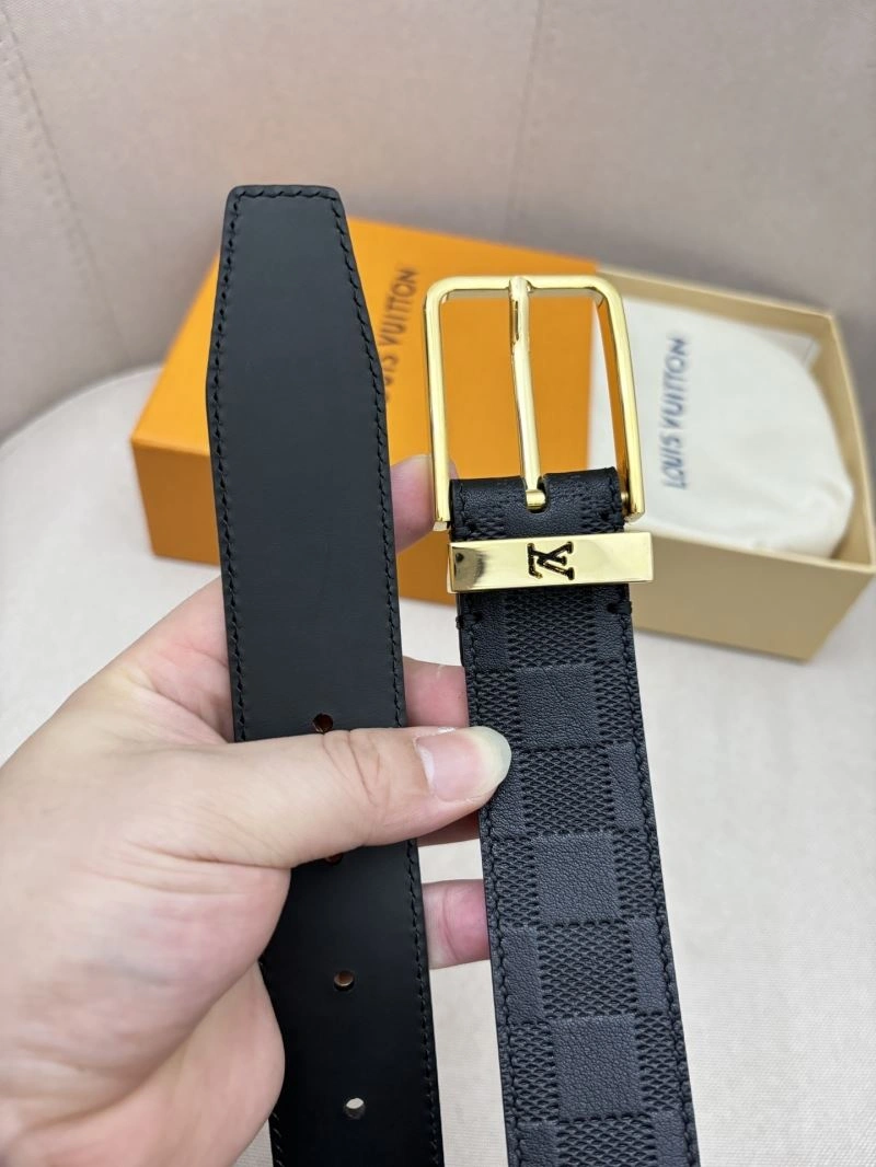 Compact Louis Vuitton Belts 302085