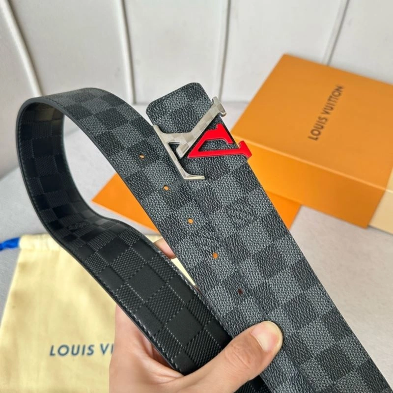 TechFriendly Louis Vuitton Belts 302045