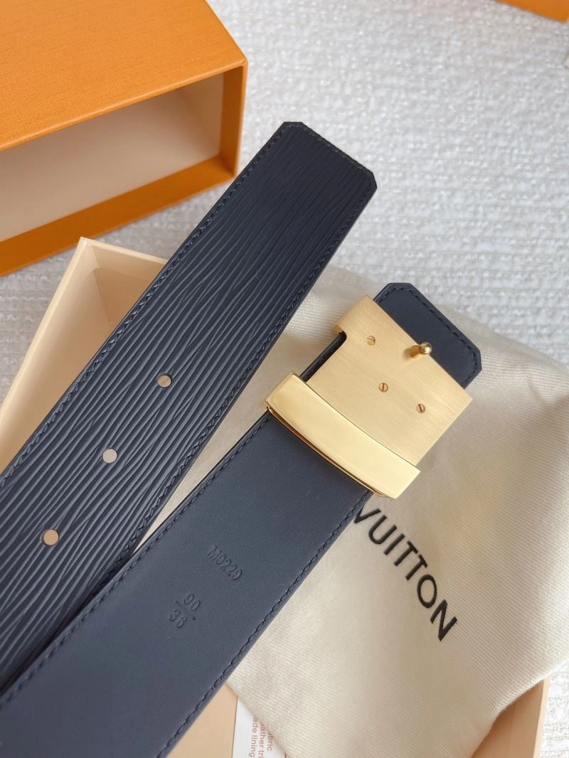 Packable Louis Vuitton Belts 302020