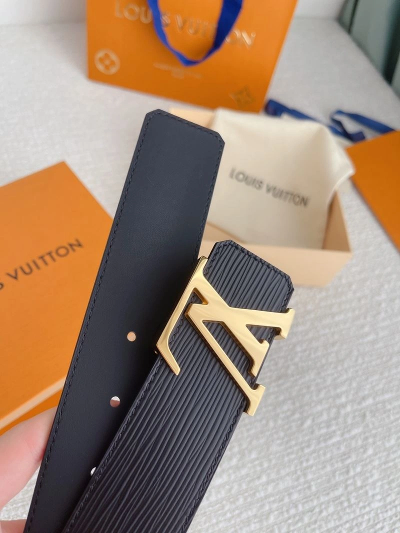 Packable Louis Vuitton Belts 302020