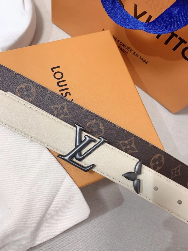 Casual Louis Vuitton Belts 302017