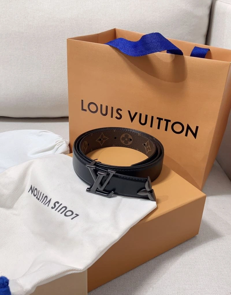 Louis Vuitton Belts Youthful 302010
