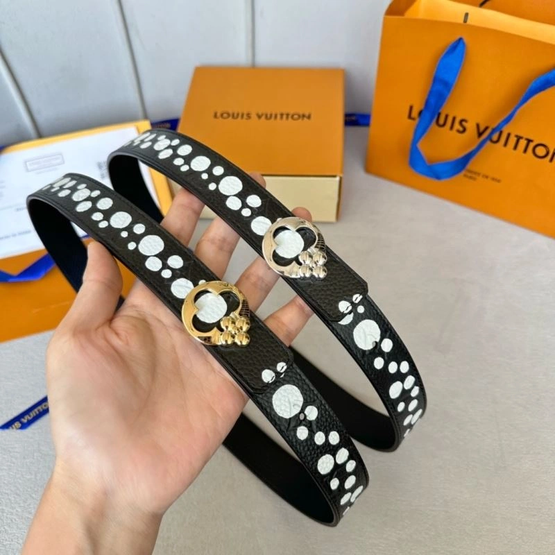 Louis Vuitton Belts Bright 302011