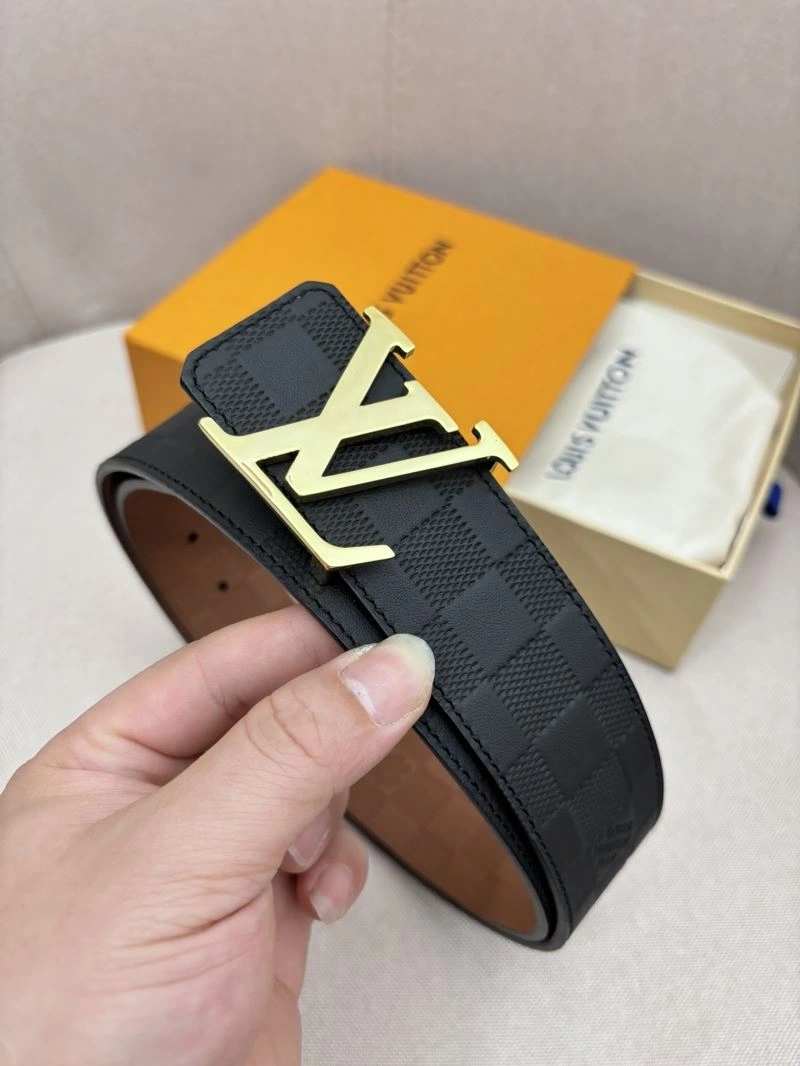 Louis Vuitton Belts Fashionable 301981