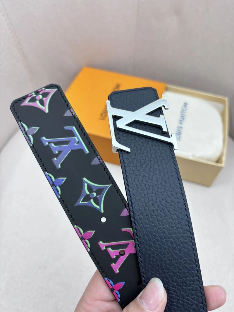 Louis Vuitton Belts UrbanChic 301946