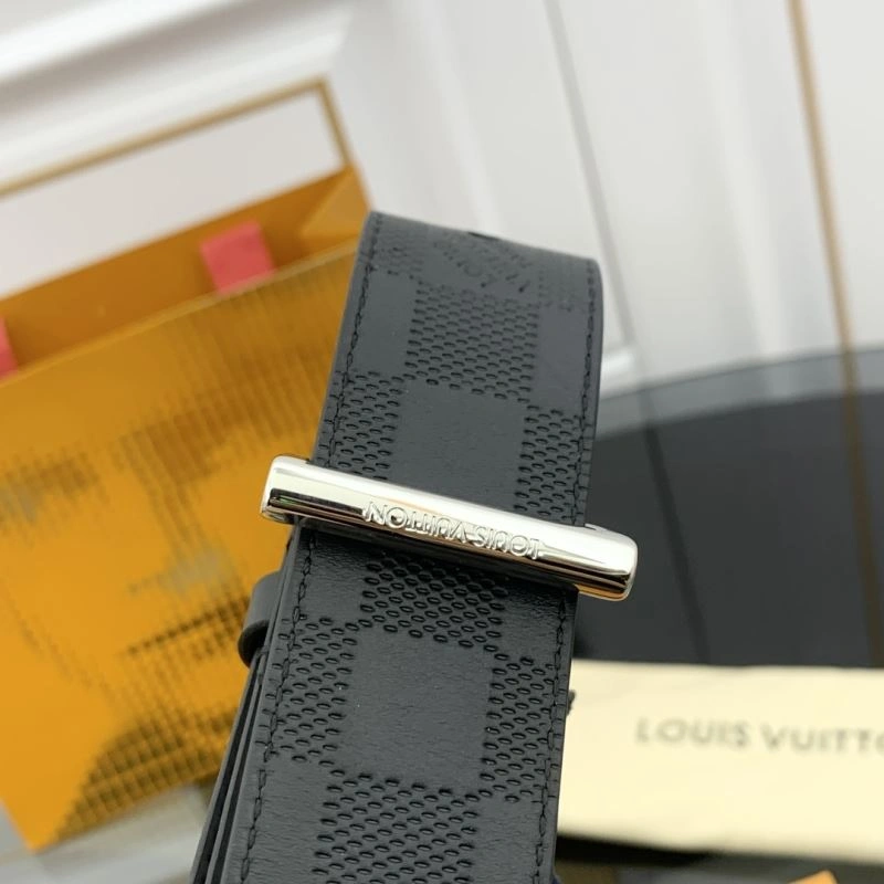 ZipUp Louis Vuitton Belts 301965