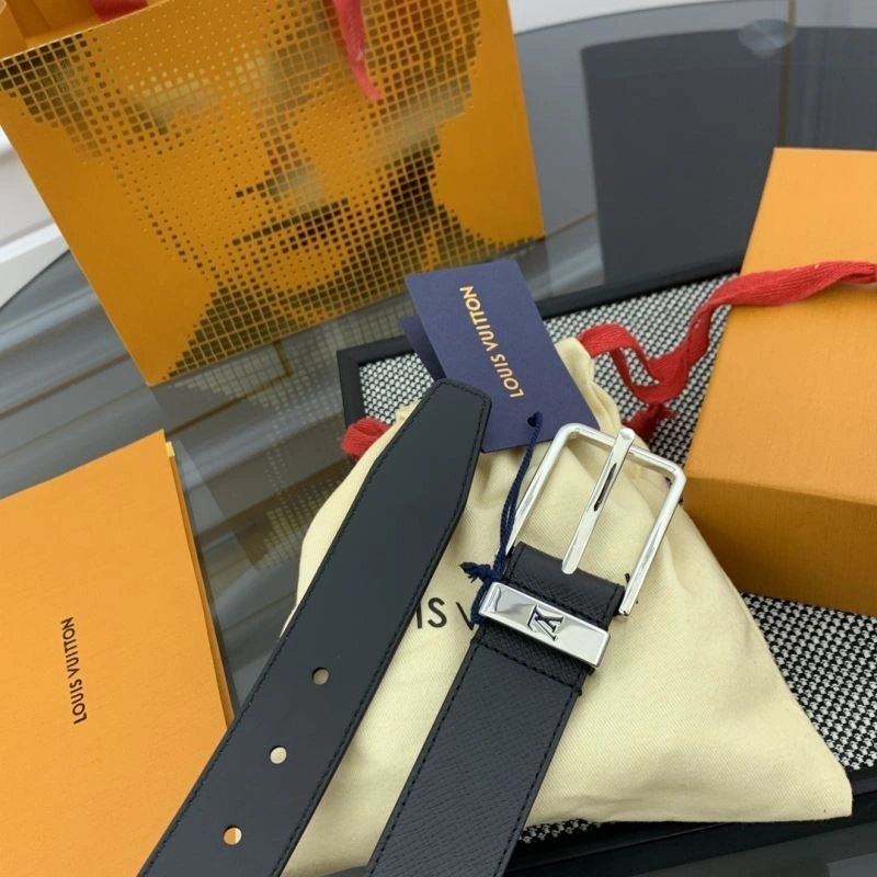 Louis Vuitton Belts ZipUp 301939