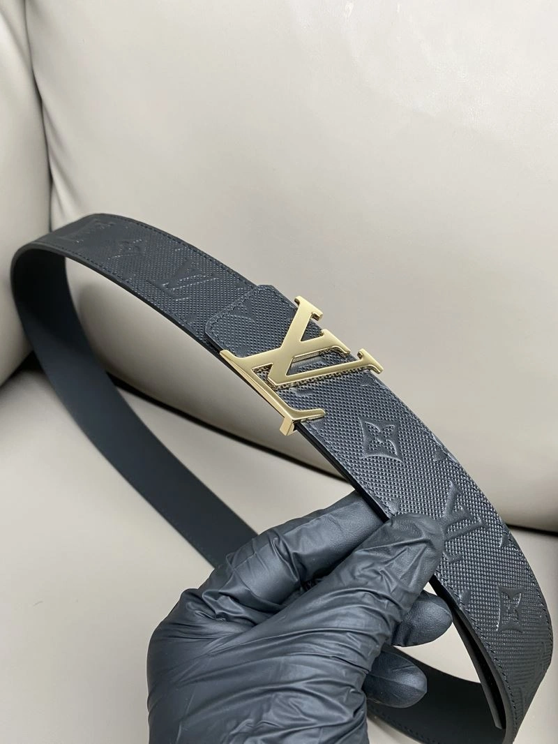 Minimalist Louis Vuitton Belts 301916