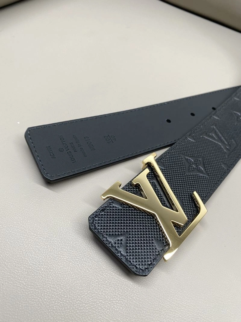 Minimalist Louis Vuitton Belts 301916