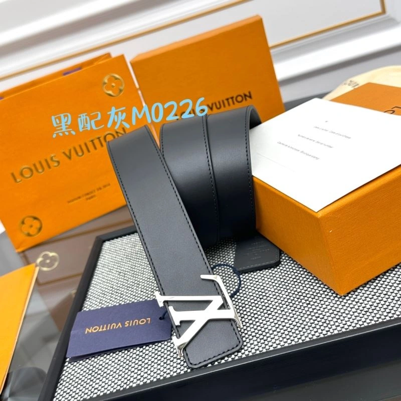 Louis Vuitton Belts Attractive 301924