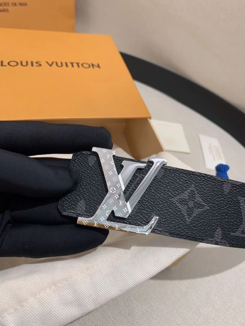 Louis Vuitton Belts Sporty 301910