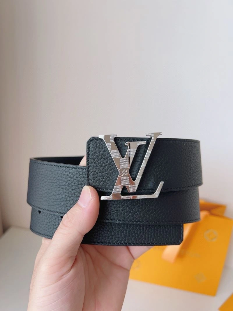 Minimalist Louis Vuitton Belts 301892