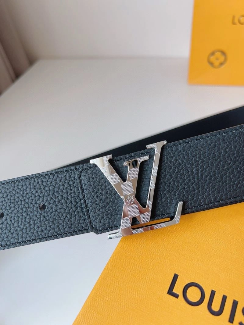 Minimalist Louis Vuitton Belts 301892