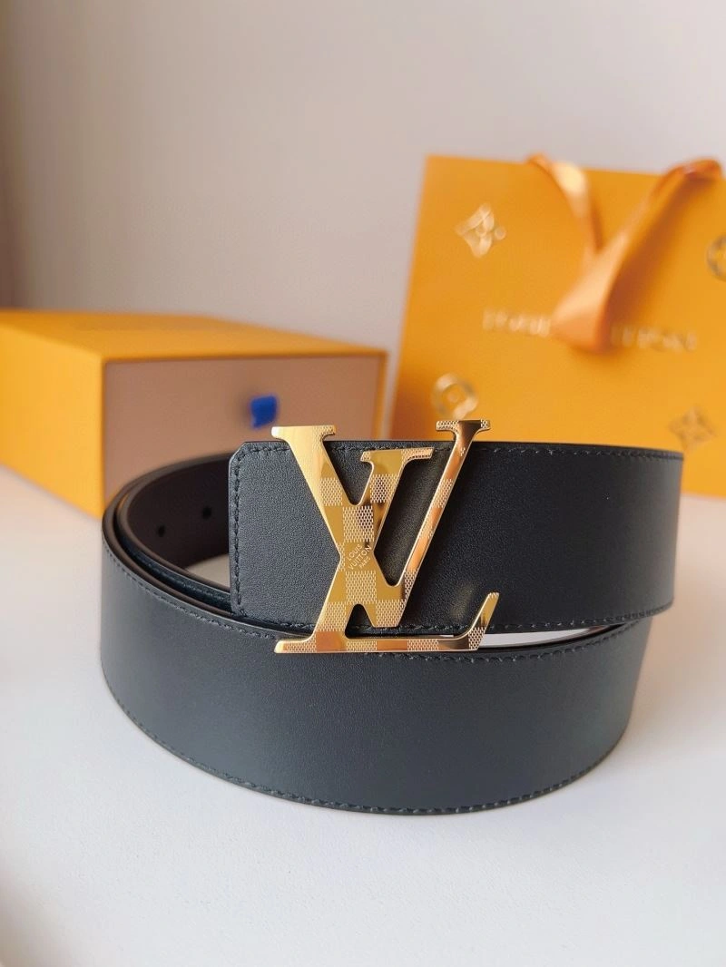 Compact Louis Vuitton Belts 301877