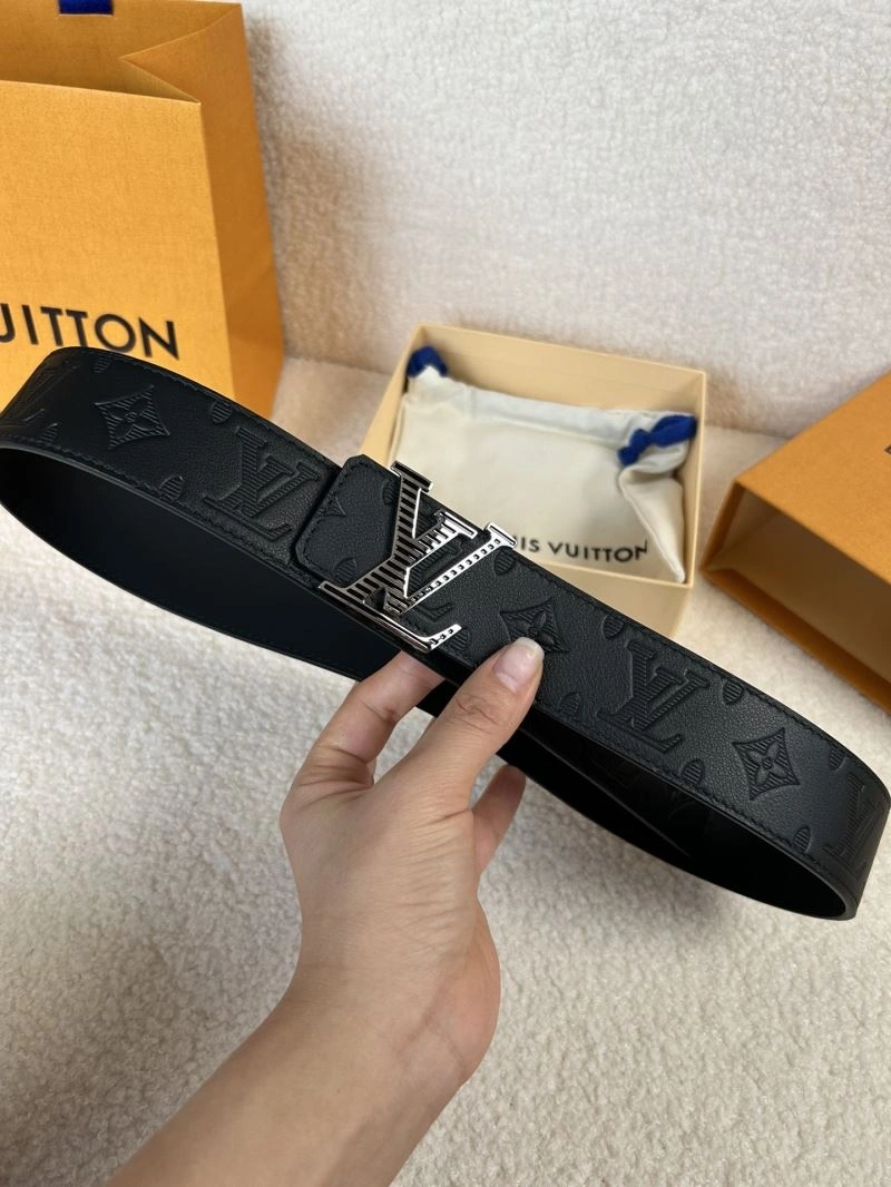 Sporty Louis Vuitton Belts 301866
