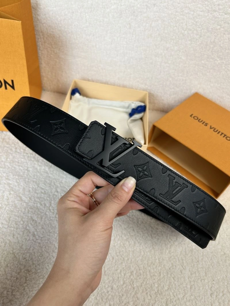 Resilient Louis Vuitton Belts 301882