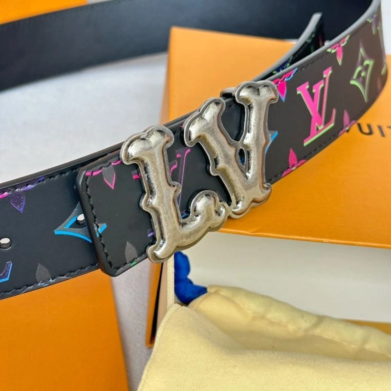 Louis Vuitton Belts Durable 301859