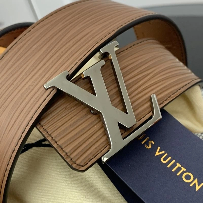 Versatile Louis Vuitton Belts 301850