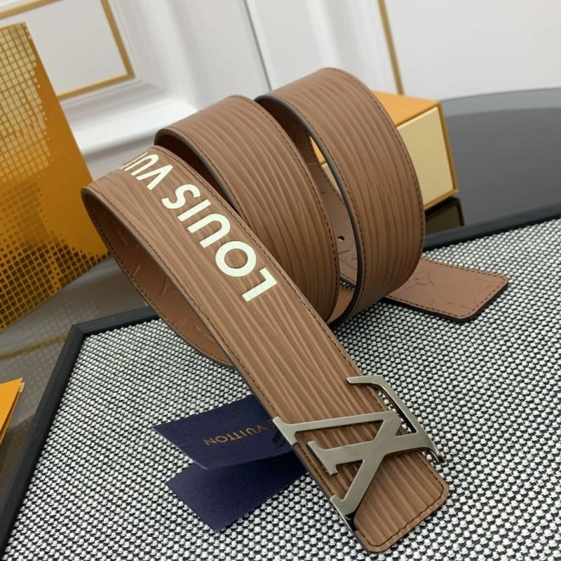 Versatile Louis Vuitton Belts 301850
