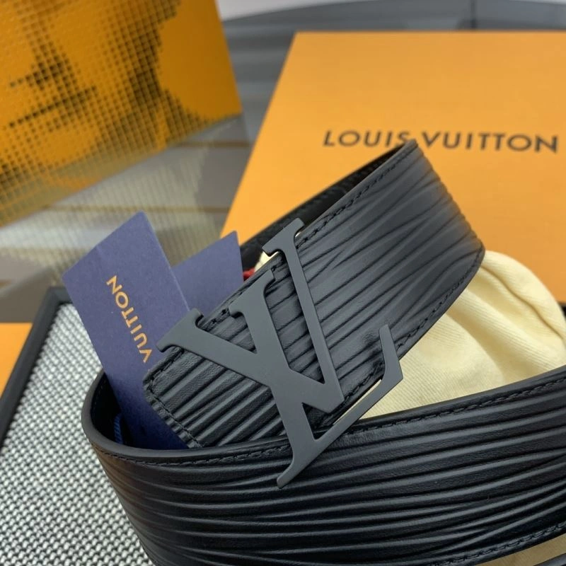Louis Vuitton Belts Trendy 301840