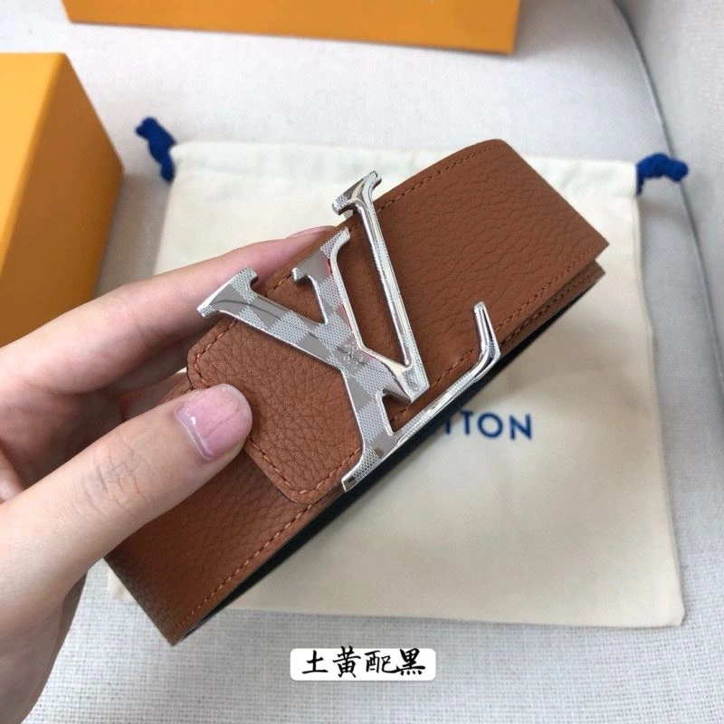 Versatile Louis Vuitton Belts 301842
