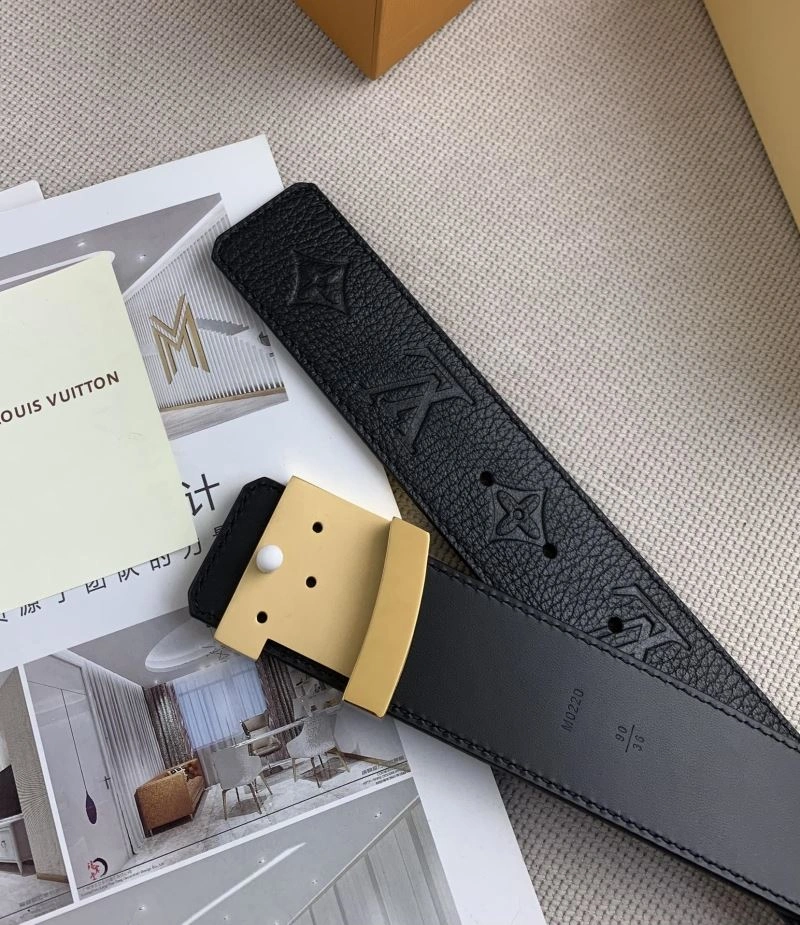 Unique Louis Vuitton Belts 301817