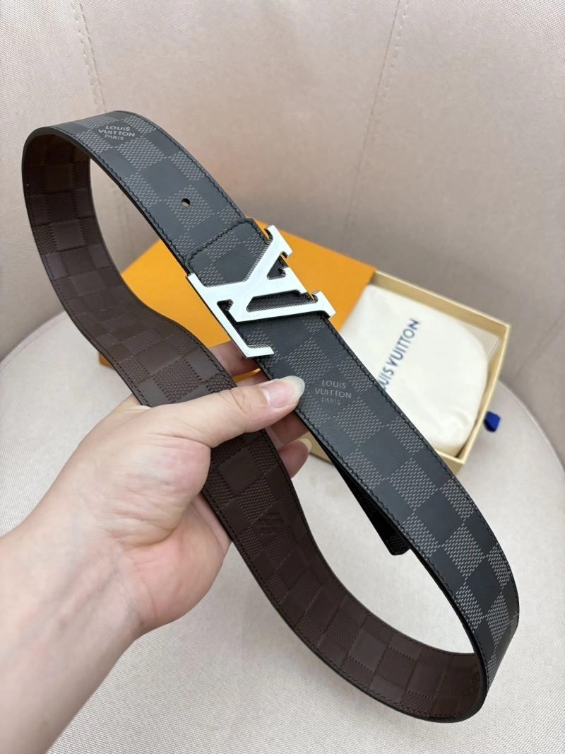WellDesigned Louis Vuitton Belts 301786