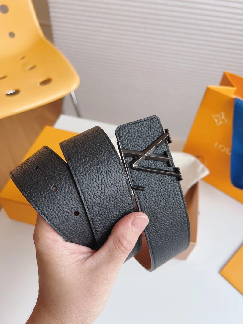 SmoothTexture Louis Vuitton Belts 297254