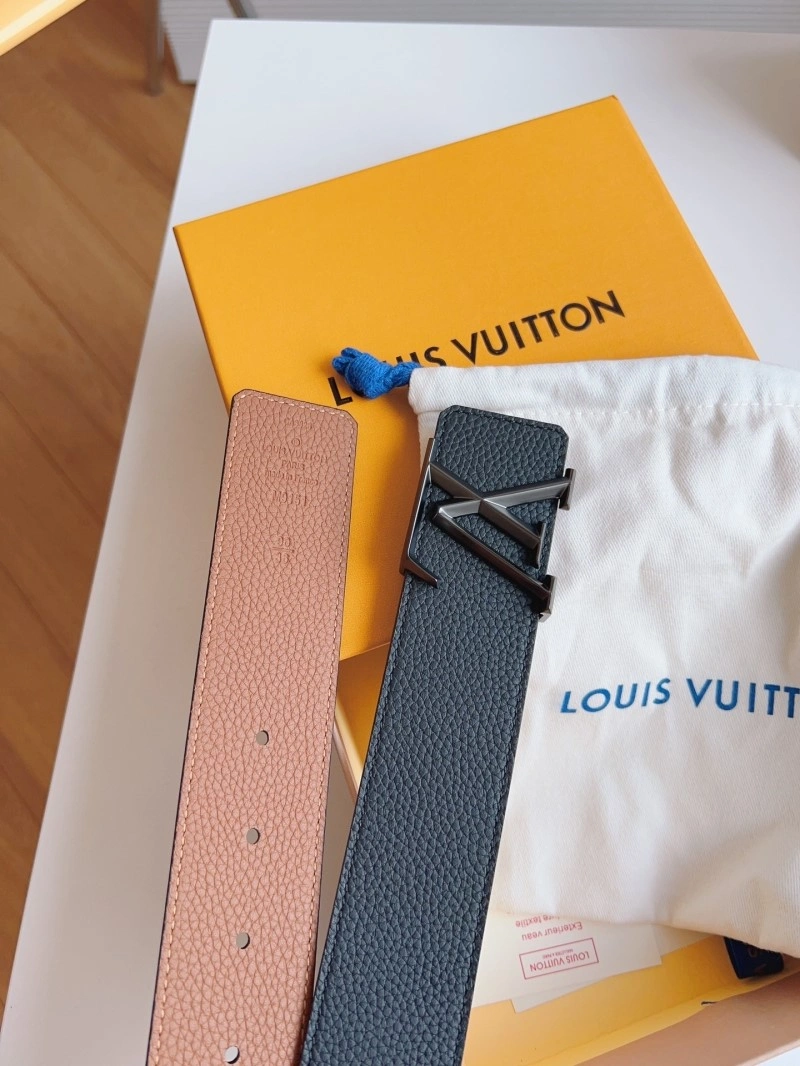 SmoothTexture Louis Vuitton Belts 297254
