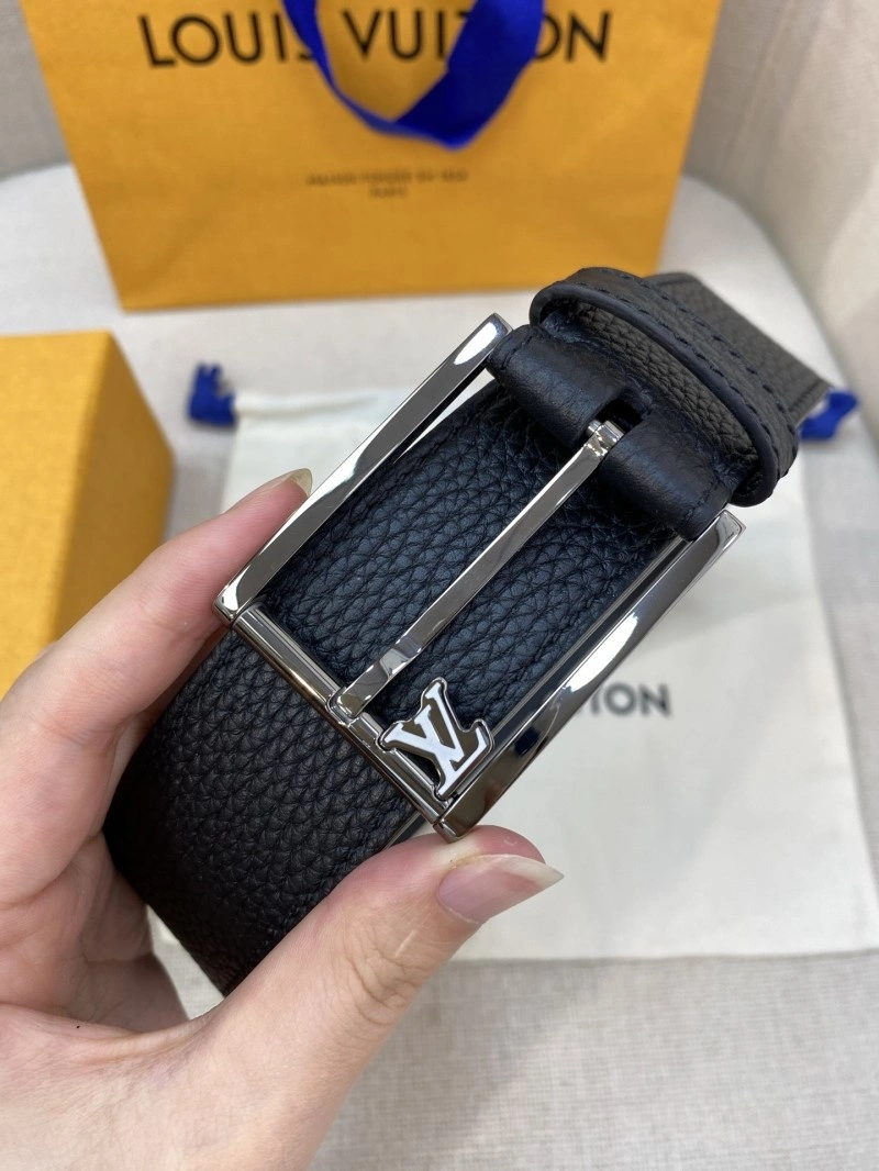 SmoothTexture Louis Vuitton Belts 297247
