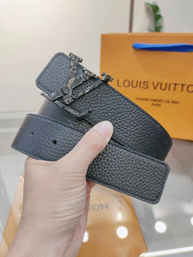 Fashionable Louis Vuitton Belts 297211