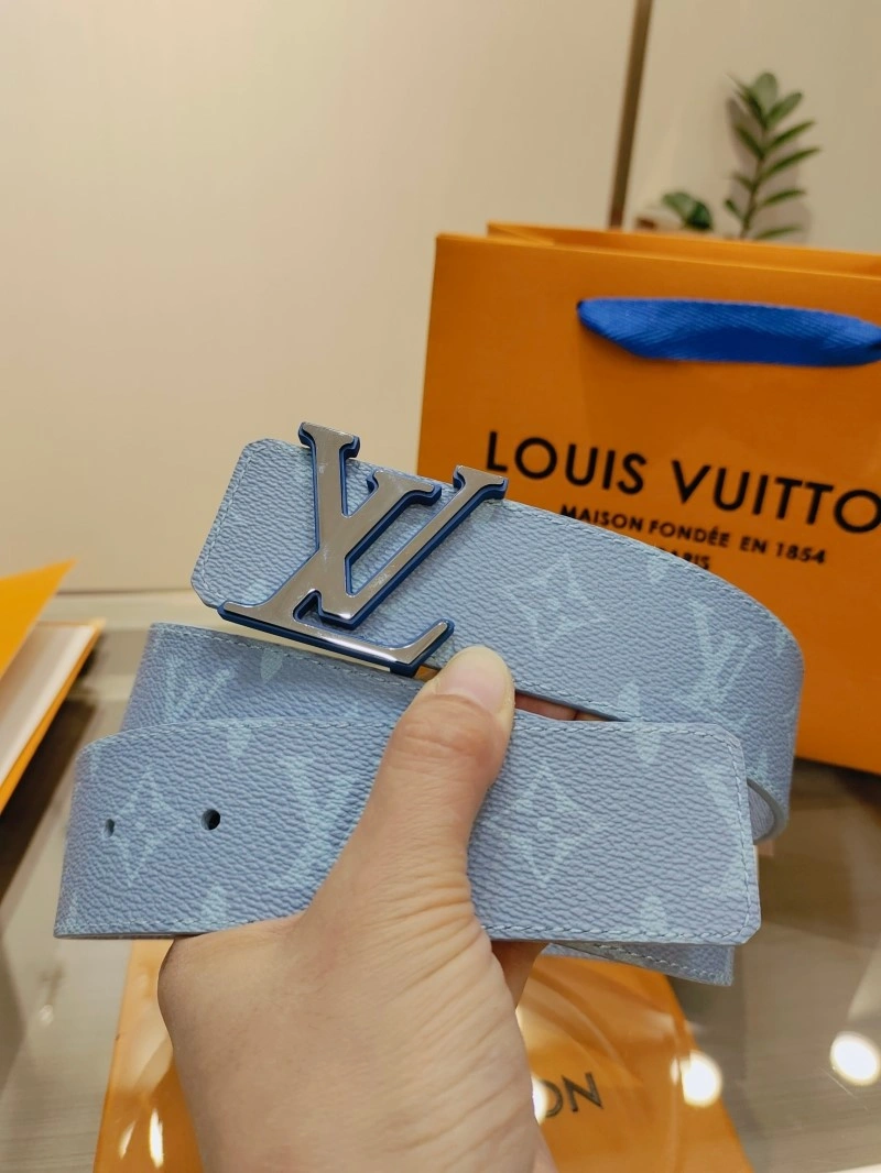 WellDesigned Louis Vuitton Belts 297197