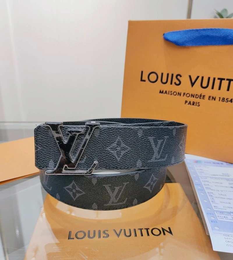 Neat Louis Vuitton Belts 297195