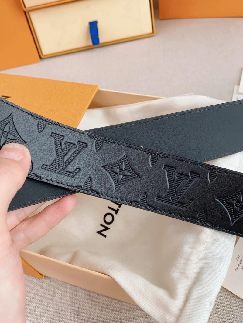 WellDesigned Louis Vuitton Belts 297185