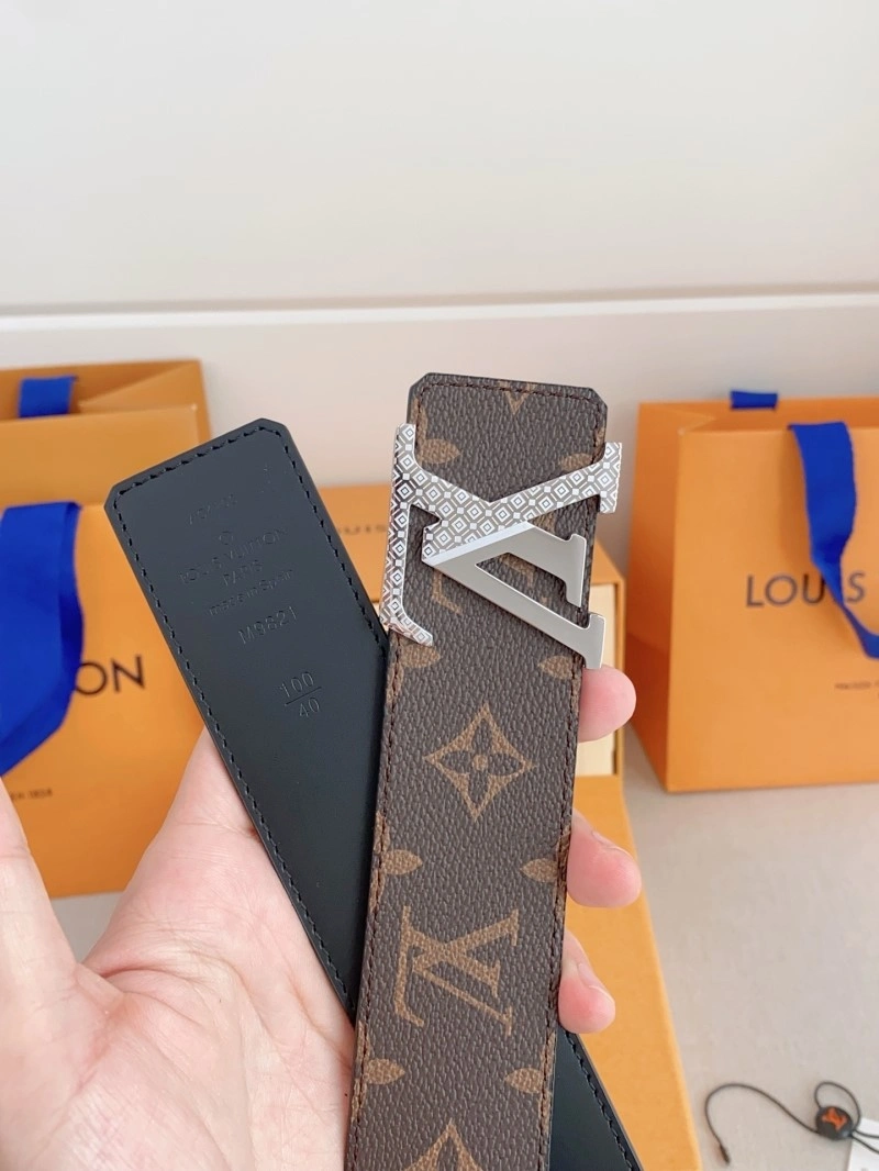 Louis Vuitton Belts Seasonal 297184