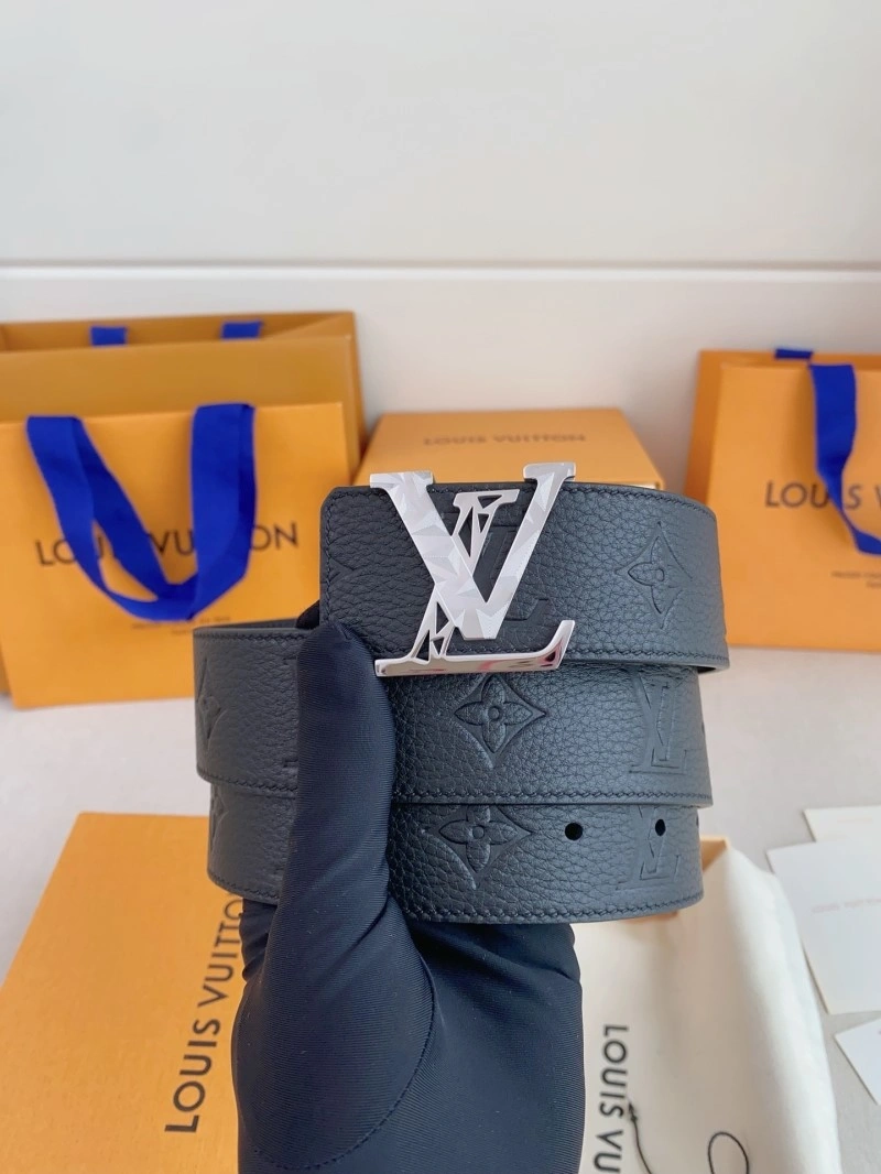 Louis Vuitton Belts Breathable 297181