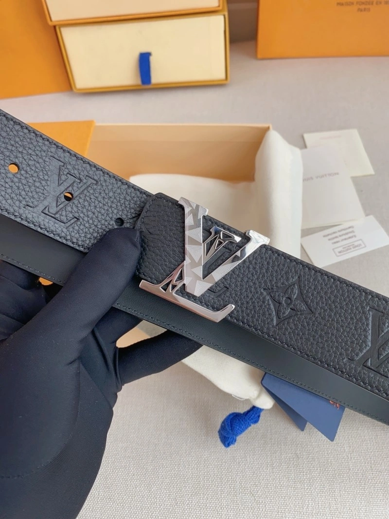 Louis Vuitton Belts Breathable 297181