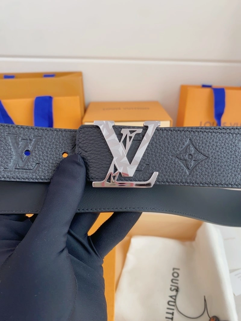 Louis Vuitton Belts Breathable 297181