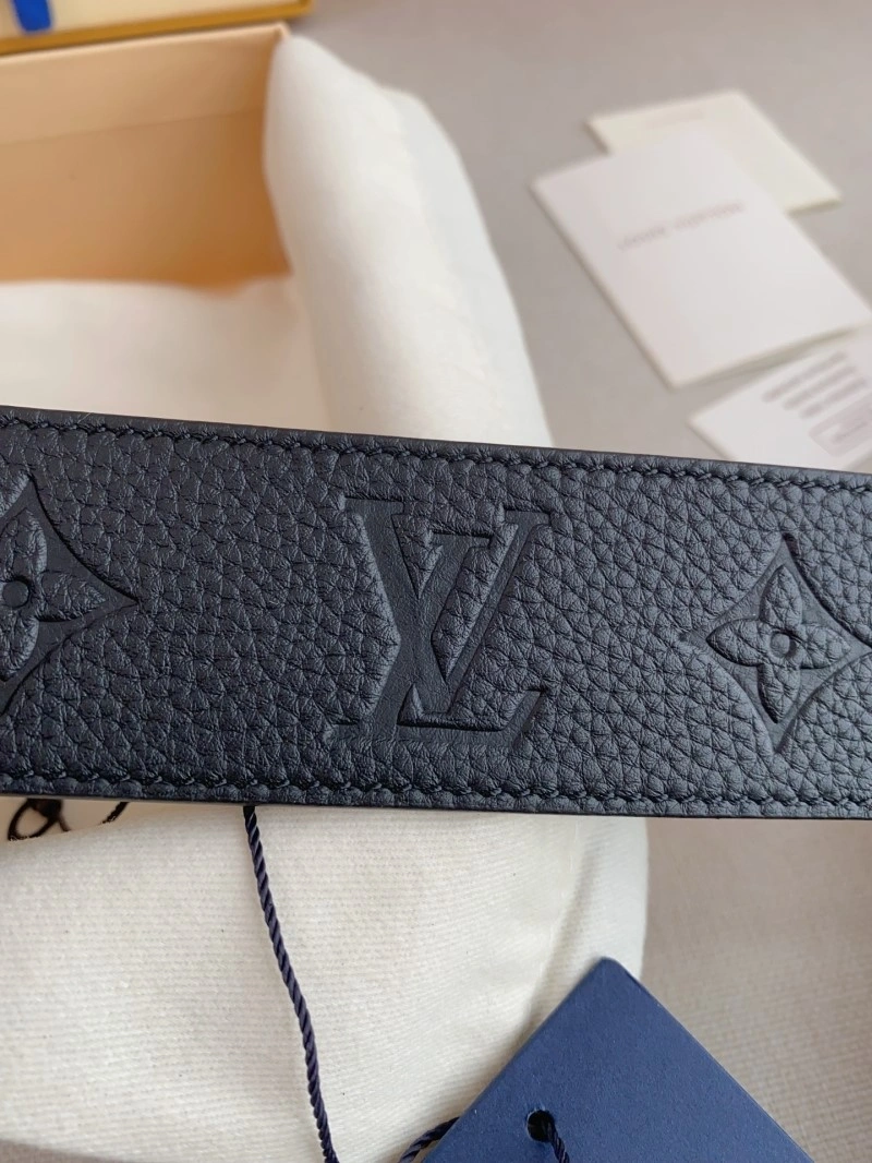 Louis Vuitton Belts Breathable 297181