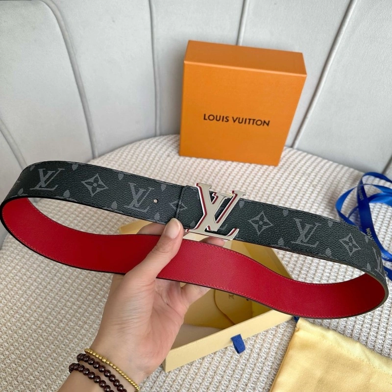 Bright Louis Vuitton Belts 297157