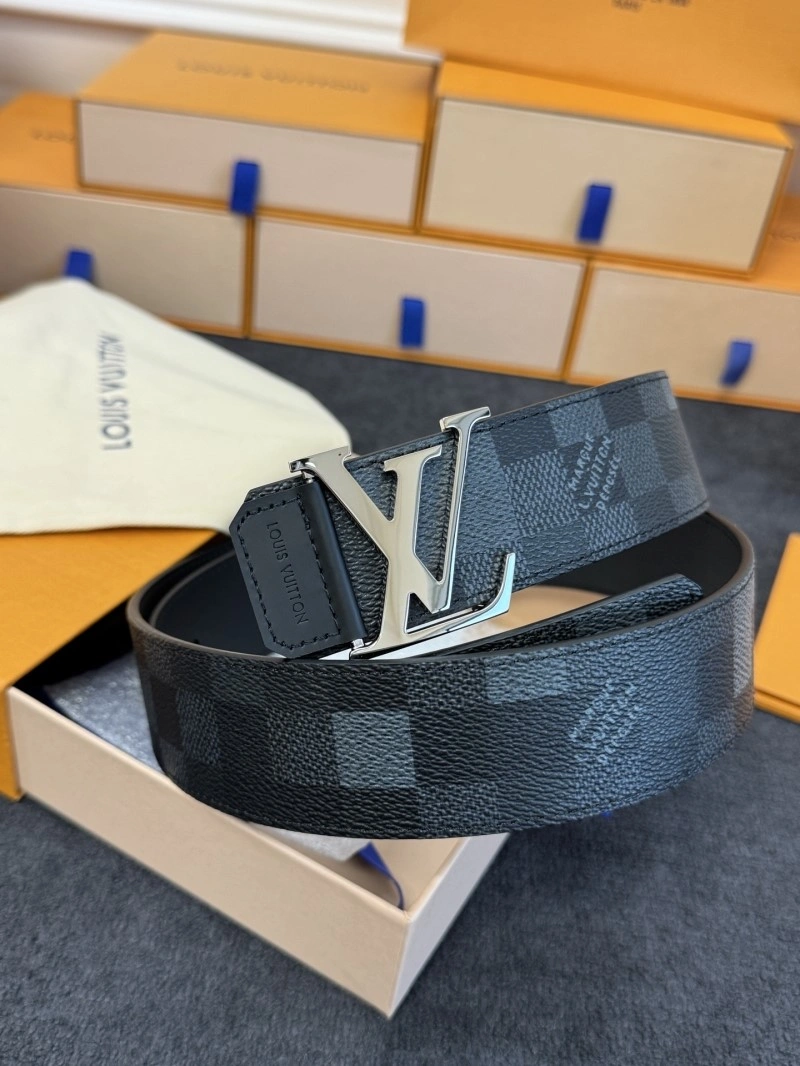 SmoothTexture Louis Vuitton Belts 297120