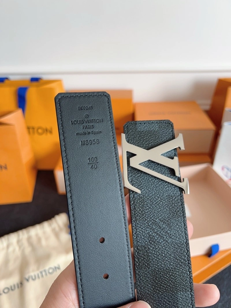 Louis Vuitton Belts Fashionable 297119
