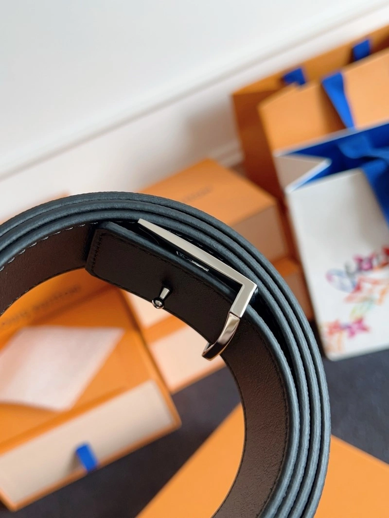 Louis Vuitton Belts Fashionable 297119