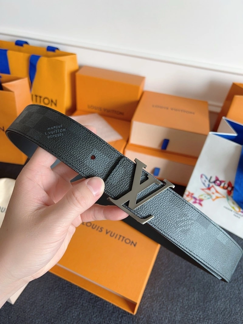 Tailored Louis Vuitton Belts 297125