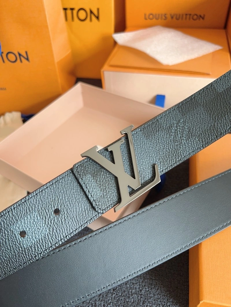 Tailored Louis Vuitton Belts 297125