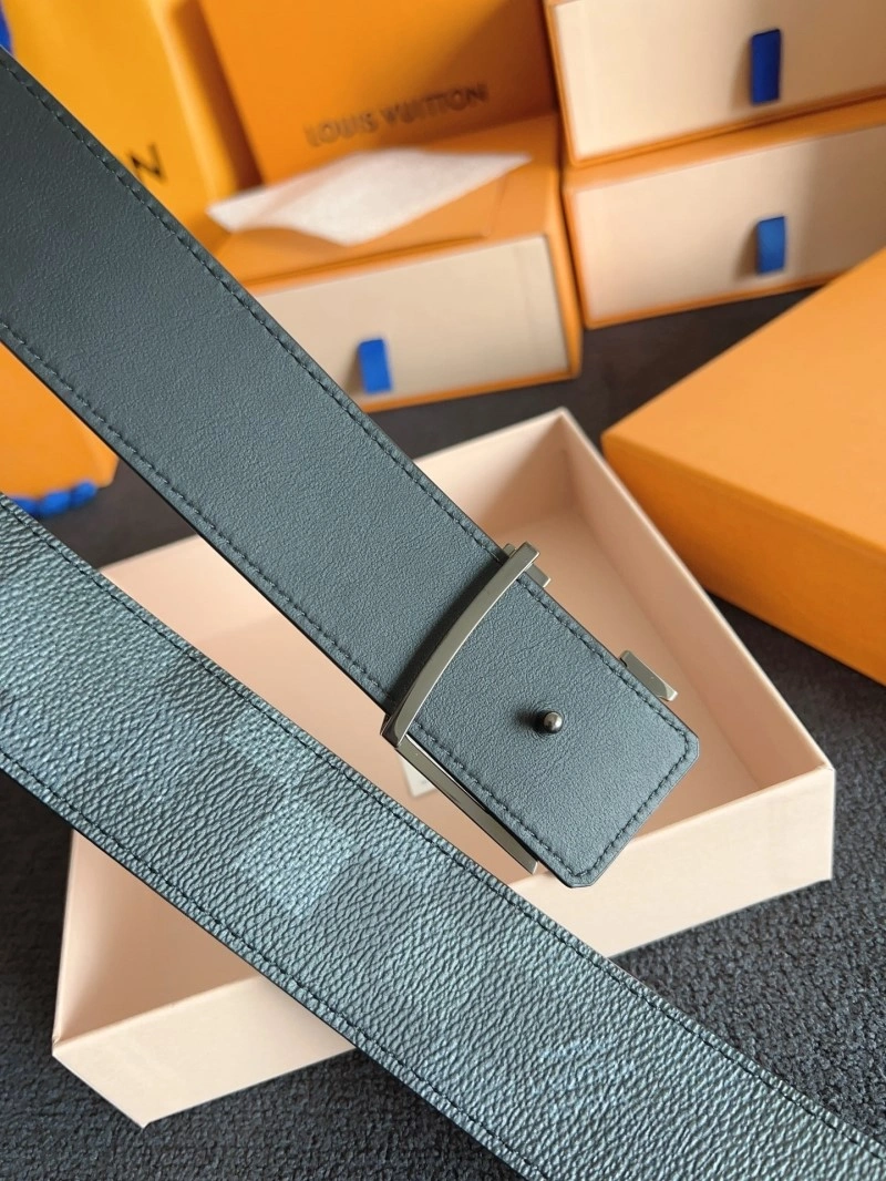Tailored Louis Vuitton Belts 297125