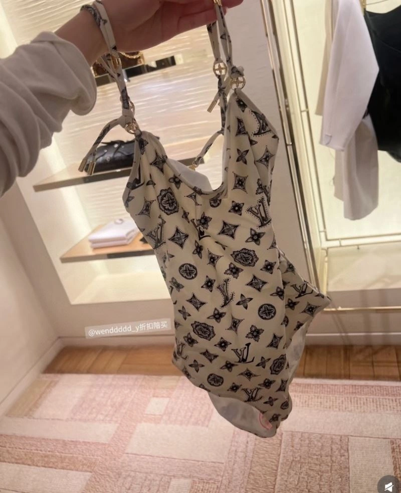 TechFriendly Louis Vuitton Bikins 255784