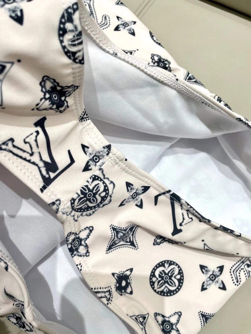 TechFriendly Louis Vuitton Bikins 255784