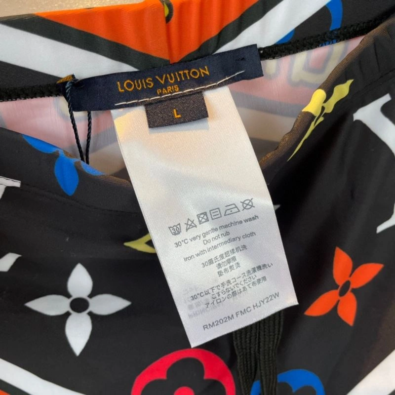 Sporty Louis Vuitton Bikins 255755